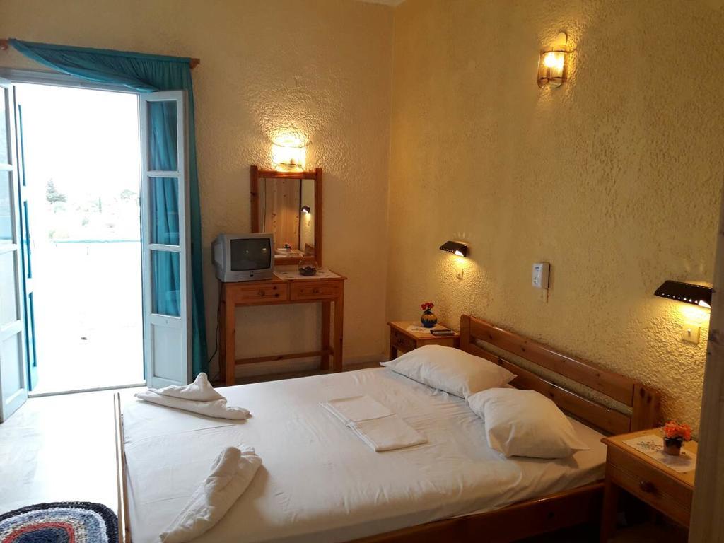 Hotel Kamari Масути Екстериор снимка