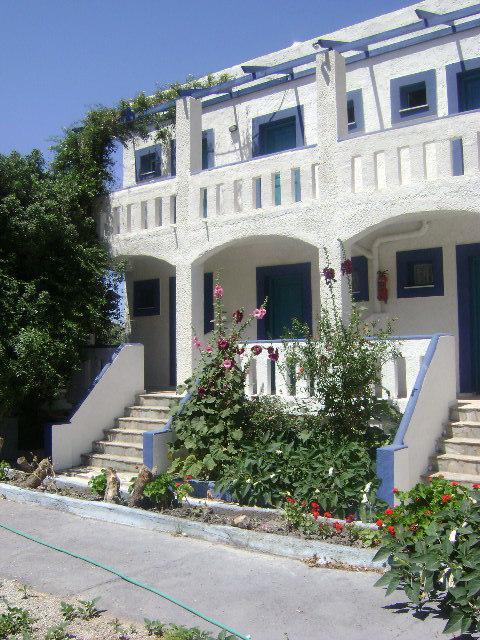 Hotel Kamari Масути Екстериор снимка
